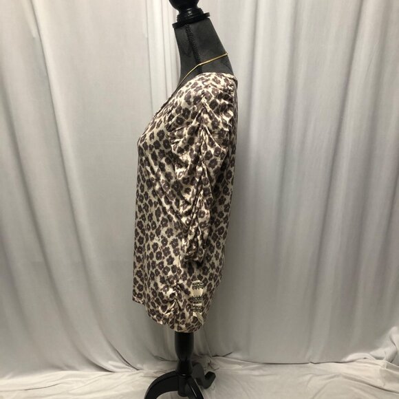 Eyeshadow Top Womens Size Large Leopard Animal Print Scoop Neck Comfy NEW - Picture 2 of 7